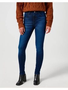 WRANGLER DAMSKIE SPODNIE JEANSOWE HIGH SKINNY SOLSTICE BLUE 112358235 W27H018359. Niebieskie jeansy Wrangler, bez wzorów, z jeansu. Za 229,99 zł.