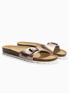 Sunbay Klapki "Jasmin" rozmiar: 37. Klapki Sunbay, bez wzorów, z otwartym noskiem, bez obcasa. Za 112,36 zł.