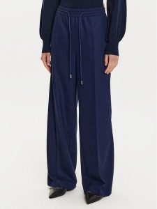 BOSS Spodnie dresowe Tavite1 50528604 Granatowy Relaxed Fit. Niebieskie spodnie dresowe Boss, bez wzorów, z dresówki. Za 479,99 zł.