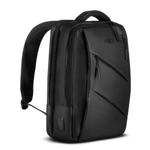 NC4502 PLECAK NA LAPTOP Z USB CZARNY NILS. Czarne plecaki NILS. Za 87,20 zł.