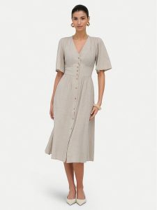 ONLY Sukienka codzienna Tizana 15373535 Beżowy Regular Fit. Brązowe kombinezony ONLY, s, bez wzorów, z bawełny, bez kołnierzyka, bez ramiączek. Za 189,99 zł.