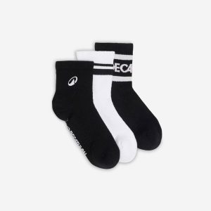Skarpety krótkie Ankle 3 sztuki. Białe skarpetki DECATHLON, bez wzorów, z bawełny. Za 39,99 zł.