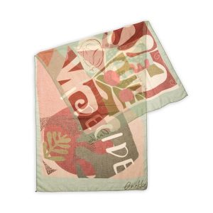 Szal damski Anekke, wykonany z lekkiego materiału tekstylnego,edycja limitowana, kolorowy, 42470-031. Czerwone szaliki Anekke, bez wzorów. Za 119,00 zł.