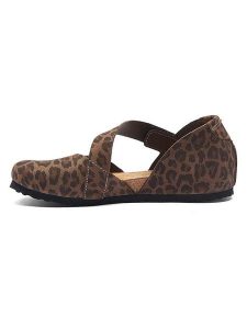 Comfortfusse Skórzane baleriny w kolorze brązowym rozmiar: 40. Brązowe balerinki Comfortfüße, bez wzorów, z materiału, bez obcasa, bez zapięcia. Za 260,99 zł.