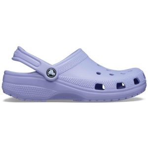 Klapki dla dorosłych Crocs Classic. Fioletowe klapki Crocs, bez wzorów, bez obcasa. Za 239,99 zł.
