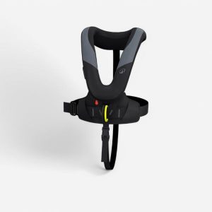 Kamizelka ratunkowa żeglarska automatyczna Decathlon LJ150N + uprząż. Zielone kamizelki DECATHLON, uniwersalny, bez wzorów, bez kołnierzyka, bez ramiączek, bez kaptura. Za 349,99 zł.