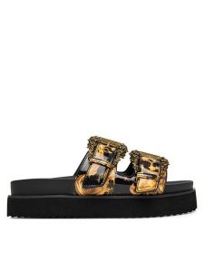 Versace Jeans Couture Klapki 80VA3SM1 ZS366 G89 Czarny. Czarne klapki Versace Jeans Couture, bez wzorów, z jeansu, bez obcasa. Za 485,99 zł.
