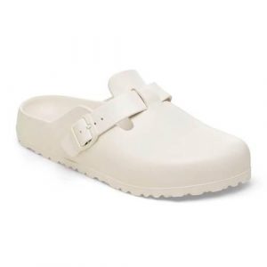 Klapki damskie Birkenstock Boston Eva Eggshell. Białe klapki Birkenstock, bez wzorów, z materiału, bez obcasa. Za 389,00 zł.
