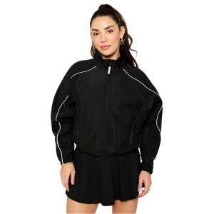 Damska wiatrówka Fabletics Tempo. Czarne kurtki FABLETICS, bez wzorów, bez kaptura. Za 444,05 zł.