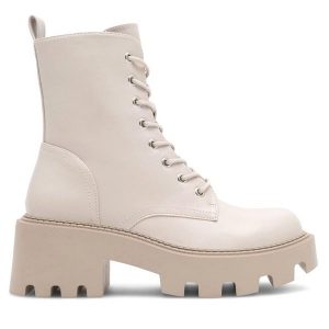 Trzewiki DeeZee. Botki DeeZee, bez wzorów, bez obcasa, na słupku, bez zapięcia. Za 125,99 zł.