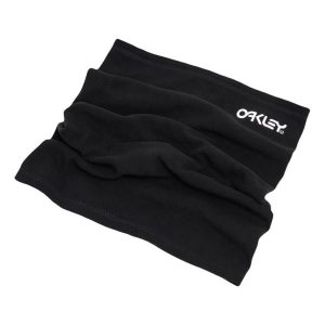 Ocieplacz, komin turystyczny na szyję Oakley Factory Neck Gaiter 2.0. Czarne szaliki Oakley, bez wzorów. Za 71,99 zł.