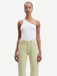 Samsøe Samsøe Bluzka Sophie F23100114 Biały Slim Fit. Białe bluzki Samsøe & Samsøe, l, bez wzorów, z bawełny, bez kołnierzyka, bez ramiączek. Za 229,99 zł.