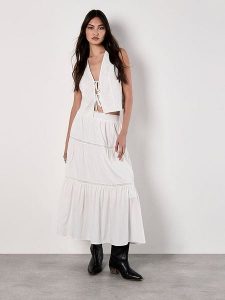 Apricot Spódnica w kolorze białym rozmiar: XS. Białe spódnice Apricot, na co dzień, xs, bez wzorów, z koronki, maxi. Za 82,99 zł.