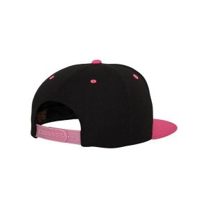 Czapka Flexfit Classique 2-tone. Czarne czapki FLEXFIT, bez wzorów. Za 111,50 zł.