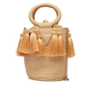 Torebka Guess. Brązowe torebki klasyczne Guess, z aplikacjami, bez dodatków. Za 269,99 zł.