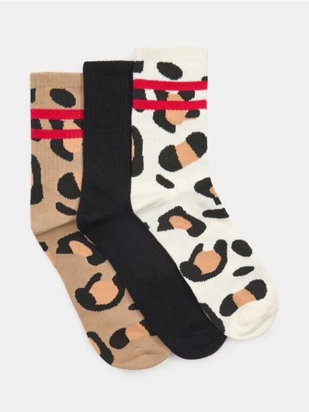 Skarpetki w panterkę 3 pack - wielobarwny. Skarpetki Sinsay, bez wzorów. Za 15,99 zł.