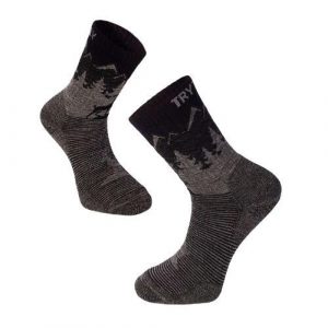 Szare skarpetki trekkingowe z wełny merynosów alpejskich w kolorze Capricorn. Szare skarpetki TRY TO FLY, bez wzorów, z wełny. W wyprzedaży za 83,39 zł.