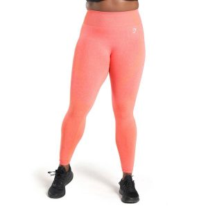 Legginsy treningowe damskie Gymshark Vital Seamless. Brązowe legginsy Gymshark, bez wzorów. Za 149,99 zł.