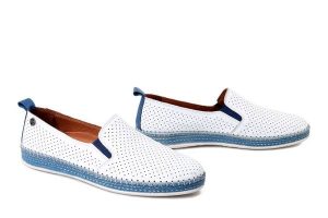 MANITU 840134-05 blau, półbuty damskie. Białe półbuty Manitu, na lato, bez wzorów, ze skóry, bez obcasa, bez zapięcia. Za 237,92 zł.