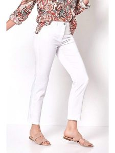Relaxed by TONI Dżinsy - Slim fit - w kolorze białym rozmiar: W24. Białe jeansy Relaxed by TONI, bez wzorów. Za 92,21 zł.