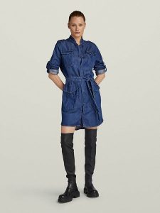 G-Star Sukienka dżinsowa w kolorze niebieskim rozmiar: L. Niebieskie sukienki G-Star, l, bez wzorów, z lyocellu, retro, bez kołnierzyka, bez ramiączek, mini. Za 325,03 zł.