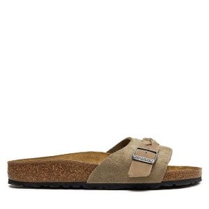 Klapki Birkenstock. Brązowe klapki Birkenstock, bez wzorów, bez obcasa. Za 492,99 zł.
