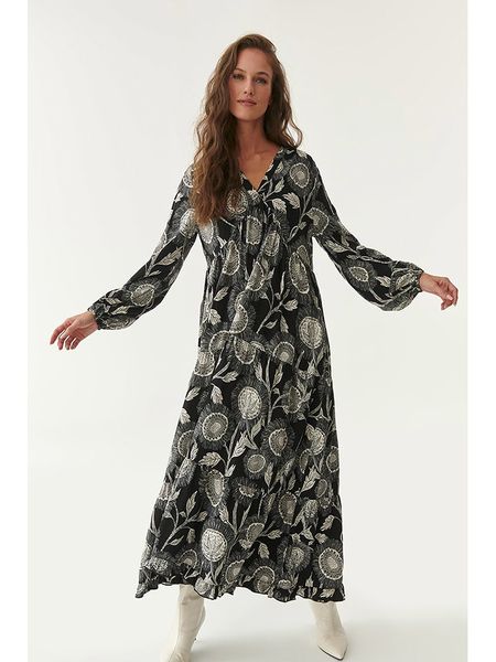 TATUUM Sukienka w kolorze czarno-białym rozmiar: 34. Białe sukienki Tatuum, na imprezę, s, bez wzorów, z wiskozy, klasyczne, bez kołnierzyka, bez ramiączek, maxi. Za 153,71 zł.