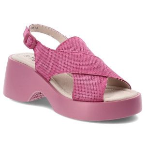 Sandały damskie S.Barski, cholewka ze skóry zamszowej zapinane na sprzączkę, różowe, LR61-7005. Czerwone sandały S.BARSKI, bez wzorów, ze skóry, bez obcasa, na koturnie, bez zapięcia. Za 189,00 zł.