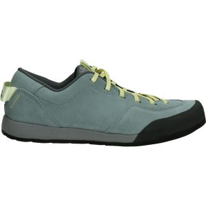 Damskie buty turystyczne Black Diamond Prime. Czerwone buty trekkingowe Black Diamond, z zamszu, bez zapięcia. Za 549,00 zł.