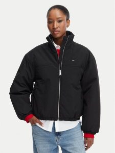 Tommy Jeans Kurtka przejściowa DW0DW22908 Czarny Regular Fit. Czarne kurtki Tommy Jeans, xs, bez wzorów, z jeansu, bez kaptura. Za 525,99 zł.