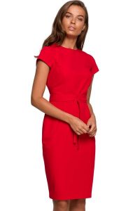 Elegancka sukienka ołówkowa z modelującymi przeszyciami czerwona. Czerwone sukienki Sukienki.shop, do pracy, xl, bez wzorów, biznesowe, bez kołnierzyka, bez ramiączek, ołówkowe. W wyprzedaży za 181,00 zł.