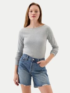 Gap Bluzka 540606-01 Szary Regular Fit. Szare bluzki GAP, xxs, bez wzorów, bez kołnierzyka, bez ramiączek. Za 89,99 zł.