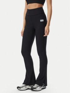 EA7 Emporio Armani Legginsy 7W001338 AF15721 UC001 Czarny Slim Fit. Czarne legginsy EA7 Emporio Armani, bez wzorów, z syntetyku. Za 359,99 zł.