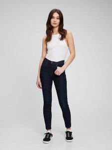 GAP Dżinsy - Skinny fit - w kolorze granatowym rozmiar: W34. Niebieskie jeansy GAP, bez wzorów, z podwyższonym stanem. Za 65,85 zł.