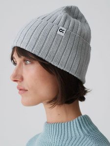 OPUS Czapka "Adela" w kolorze szarym rozmiar: onesize. Szare czapki Opus, z aplikacjami, prążkowane. Za 65,45 zł.