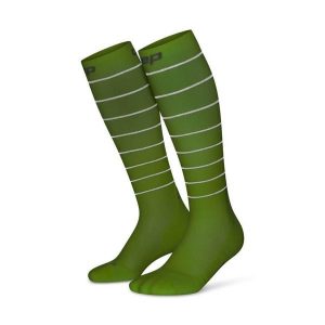 Damskie skarpety kompresyjne sportowe CEP Reflective wysokie neonowo żółte. Żółte skarpetki CEP, bez wzorów. Za 244,00 zł.