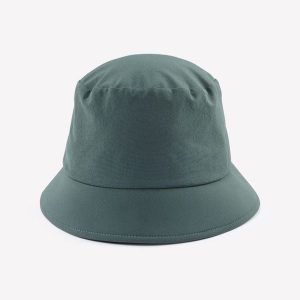 Kapelusz turystyczny Quechua Hike 100. Zielone kapelusze FORCLAZ, bez wzorów, z elastanu, sportowe. Za 34,99 zł.