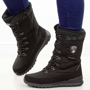 Czarne zimowe śniegowce damskie z membraną American Club Softshell Sn80/25. Czarne buty zimowe American CLUB, z jeansu, bez obcasa, bez zapięcia. Za 259,00 zł.