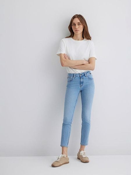 MAVI Dżinsy - Skinny fit - w kolorze błękitnym rozmiar: W28/L32. Niebieskie jeansy Mavi, bez wzorów. Za 119,95 zł.