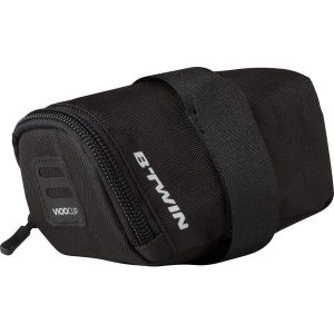 Torba rowerowa pod siodło 100 0,5 L. Czarne torebki klasyczne ROCKRIDER, bez wzorów, z materiału, małe, bez dodatków. Za 24,99 zł.