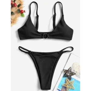 Bikini z ozdobnymi kółeczkami regulowane na lato Mareike. Zielone bikini Intica, bez wzorów. W wyprzedaży za 109,00 zł.