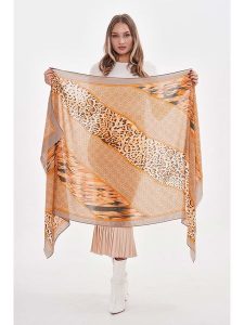 Lucky Bees Szal w kolorze pomarańczowo-brązowym - 180 x 85 cm rozmiar: onesize. Brązowe szaliki Lucky Bees, bez wzorów, z bawełny. Za 113,36 zł.