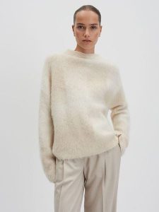 Someday Sweter w kolorze beżowym rozmiar: S. Brązowe swetry oversize someday., s, bez wzorów, z wełny, bez ramiączek. Za 208,99 zł.