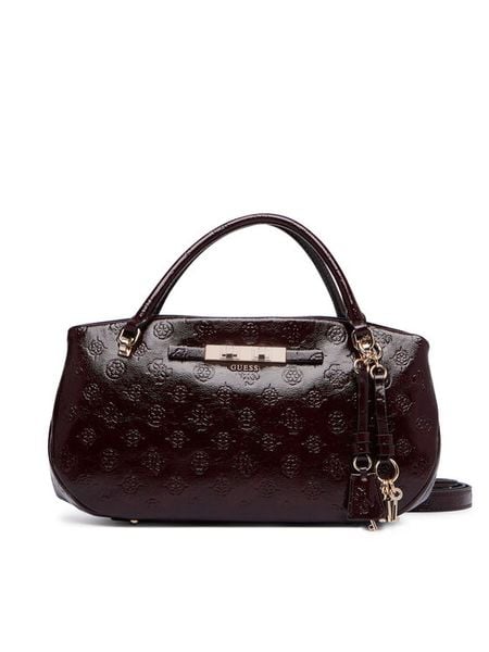 Guess Torebka Carmella HWPT22 25050 Bordowy. Czerwone kuferki Guess, z aplikacjami, ze skóry, bez dodatków. Za 554,99 zł.