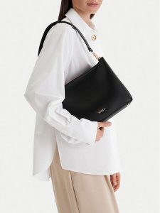 MEXX Torebka CEO-MEXX-B-004-09 Czarny. Czarne torebki klasyczne Mexx, bez wzorów, z materiału, bez dodatków. Za 179,99 zł.