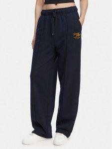 Tommy Hilfiger Spodnie dresowe Logo Exaggerated Seam WW0WW50783 Granatowy Relaxed Fit. Niebieskie spodnie dresowe TOMMY HILFIGER, s, bez wzorów, z bawełny. Za 400,99 zł.