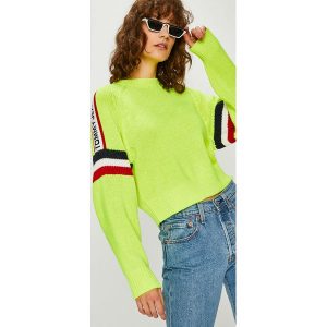 Tommy Jeans - Sweter. Swetry klasyczne marki Tommy Jeans. W wyprzedaży za 429,90 zł.