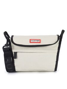 Hunter Saszetka HTR-K-006-06 Beżowy. Brązowe nerki i saszetki Hunter, bez wzorów, z materiału. Za 89,99 zł.