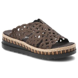 Klapki damskie Rieker, cholewka ze skóry ekologicznej ozdobne dżety fason na solidnej podeszwie, brązowe, V7992-24. Brązowe klapki Rieker, bez wzorów, ze skóry ekologicznej, bez obcasa, na koturnie. Za 319,00 zł.