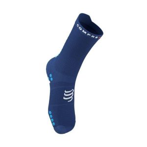 Skarpety do biegania Compressport Pro Racing Socks v4.0 Run High. Niebieskie skarpetki Compressport, bez wzorów. Za 93,99 zł.